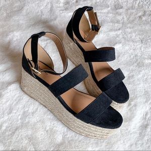 Qupid Platform Black Sandals